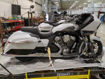 2025 Indian Motorcycle Challenger Limited 108