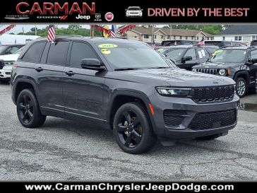 Used 2023 Jeep Grand Cherokee Altitude X 4x4