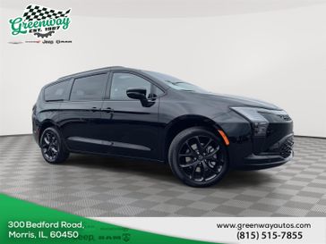 New 2027 Chrysler Pacifica Limited Awd