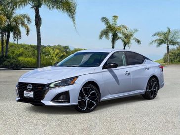 Used 2025 Nissan Altima SR FWD