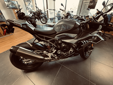 2025 BMW S 1000 RR