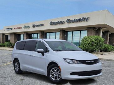 Used 2022 Chrysler Voyager LX