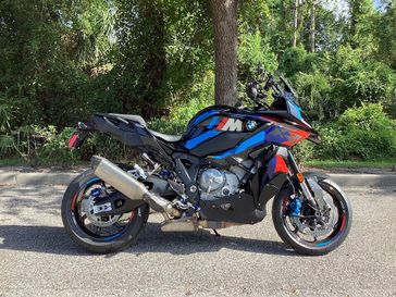 2025 BMW M 1000 XR