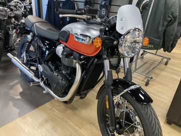 2025 Triumph Bonneville T100