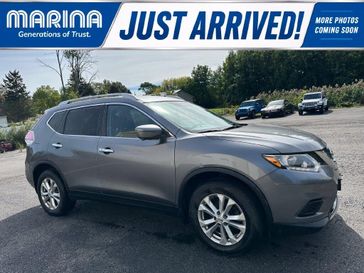 Used 2016 Nissan Rogue SV