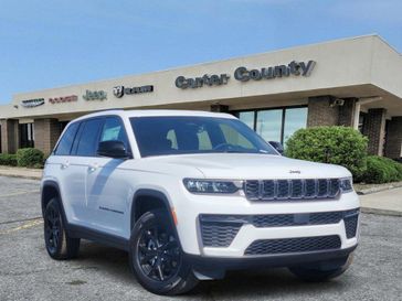 New 2026 Jeep Grand Cherokee Laredo Altitude 4x4