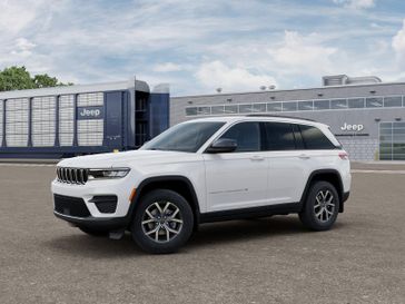 New 2027 Jeep Grand Cherokee LAREDO Mpvh