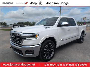 2025 RAM 1500 Limited Crew Cab 4x4 5'7' Box Ivory White Tri Coat Pearl Coat