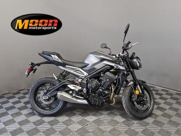 2024 Triumph STREET TRIPLE R 