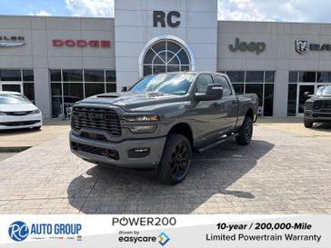 New 2026 RAM 2500 Black Express Crew Cab 4x4 6'4' Box