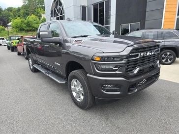 New 2025 RAM 2500 Big Horn Crew Cab 4x4 6'4' Box
