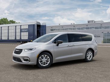 New 2026 Chrysler Pacifica Select Awd