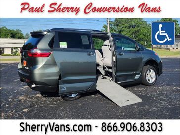Used 2020 Toyota Sienna LE