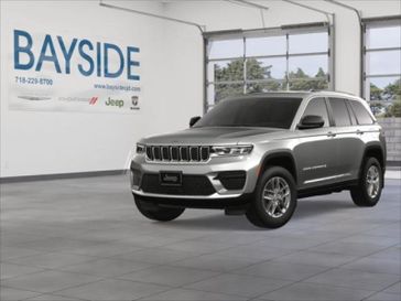 2025 Jeep Grand Cherokee Laredo X 4x4