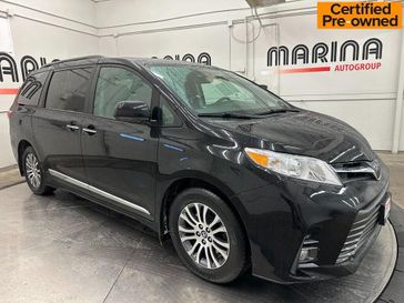 2020 Toyota Sienna XLE