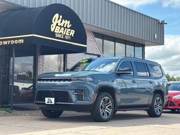 2026 Jeep Grand Wagoneer 4x4