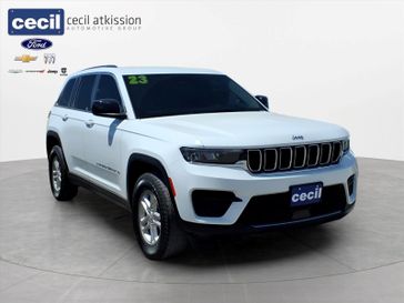 Used 2023 Jeep Grand Cherokee Laredo
