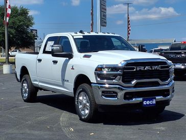 New 2025 RAM 2500 Lone Star Crew Cab 4x4 6'4' Box