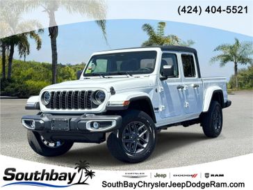 New 2026 Jeep Gladiator Sport S 4x4 in a Bright White Clear Coat exterior color and Blackinterior. Southbay Chrysler Jeep Dodge Ram (424) 404-5521 pixelmotiondemo.com 
