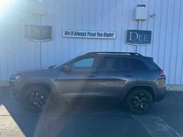 Used 2020 Jeep Cherokee Altitude