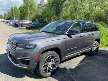 Used 2025 Jeep Grand Cherokee Summit Reserve