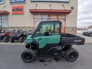 New 2026 Can-Am DEFENDER DPS CAB HD9 