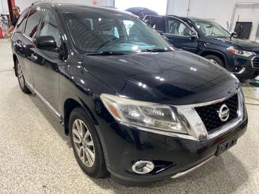 Used 2014 Nissan Pathfinder SL
