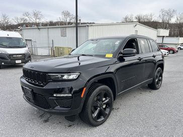 Used 2023 Jeep Grand Cherokee Limited