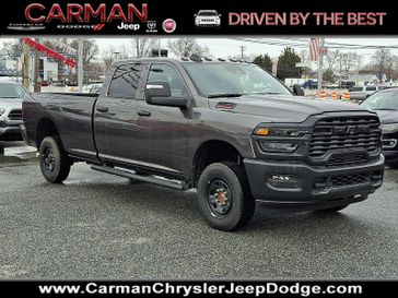 New 2026 RAM 2500 Tradesman Crew Cab 4x4 8' Box