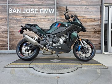 2026 BMW M 1000 XR