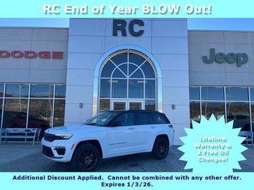 New 2025 Jeep Grand Cherokee Summit 4x4