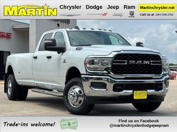 2024 RAM 3500 Tradesman Crew Cab 4x4 8' Box