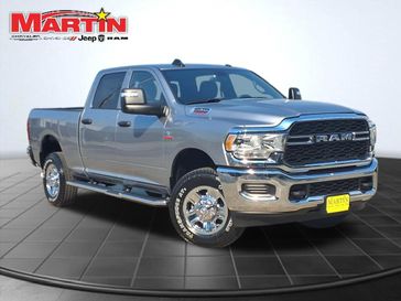 2024 RAM 2500 Tradesman Crew Cab 4x4 6'4' Box