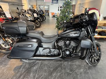 2024 Indian Motorcycle Roadmaster Dark Horse