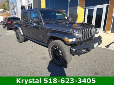 2025 Jeep Gladiator Nighthawk 4x4