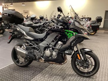 2022 Kawasaki Versys 1000 SE LT+ 