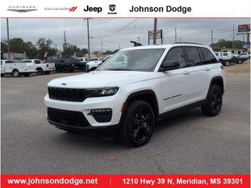 New 2025 Jeep Grand Cherokee Limited 4x2 Bright White Clear Coat