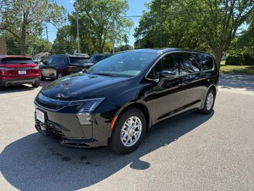 New 2027 Chrysler Pacifica Select