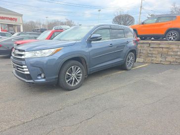 Used 2017 Toyota Highlander XLE