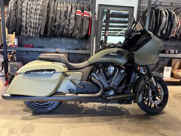 2025 Indian Motorcycle Challenger Dark Horse 112 