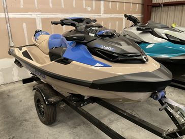2025 SEA DOO SPARK TRIXX FOR 3  in a Sand/Dazzling Blue exterior color. Powersports of Modesto (209) 524-2955 modestopowersports.com 