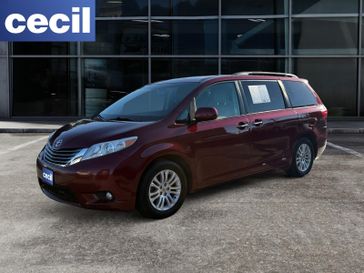 Used 2015 Toyota Sienna Ltd