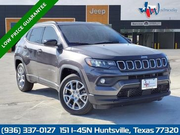 2024 Jeep Compass Latitude Lux 4x4 with a Blackinterior. Wischnewsky Dodge 936-755-5310 wischnewskydodge.com 