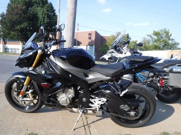 2016 BMW S 1000 R 
