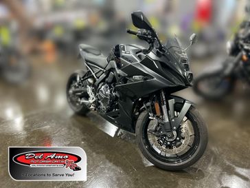 Used 2025 Suzuki GSX-8R 
