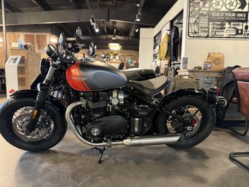 2025 Triumph Bonneville Bobber 