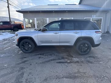 New 2025 Jeep Grand Cherokee Limited 4x4