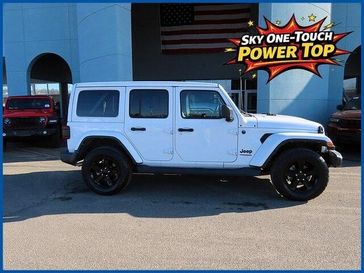 Used 2022 Jeep Wrangler Unlimited Sahara Altitude