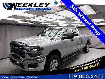 New 2026 RAM 2500 Tradesman Crew Cab 4x4 8' Box