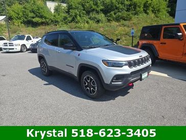 New 2025 Jeep Compass Trailhawk 4x4